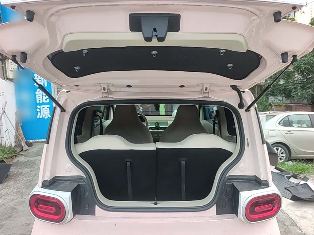 Wuling MINIEV, 2025 19