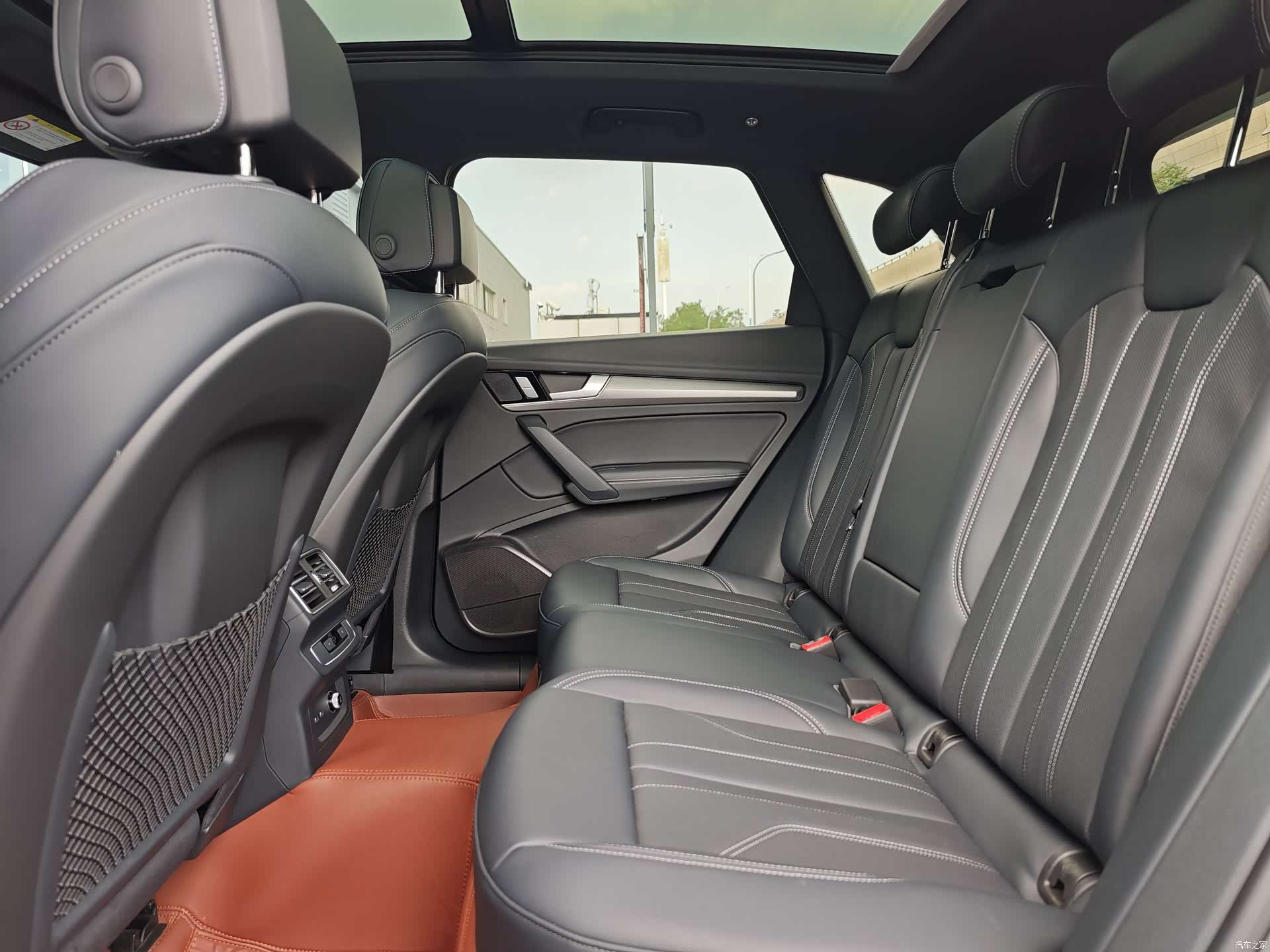 Audi Q5L, 2024 все фото