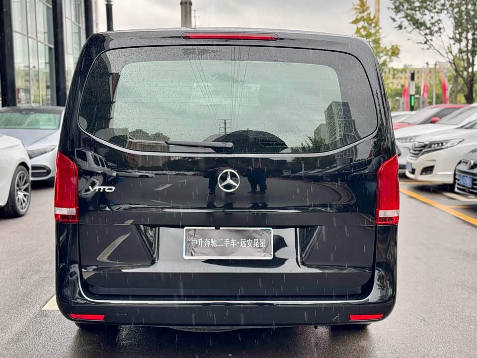 Mercedes-Benz Vito