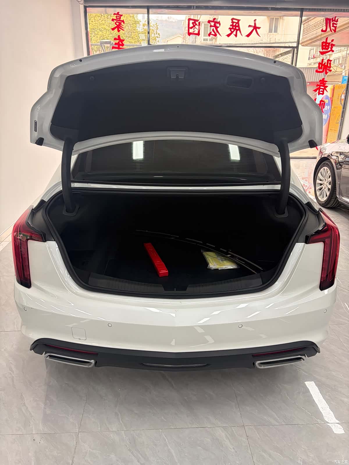 Cadillac CT5, 2023 22