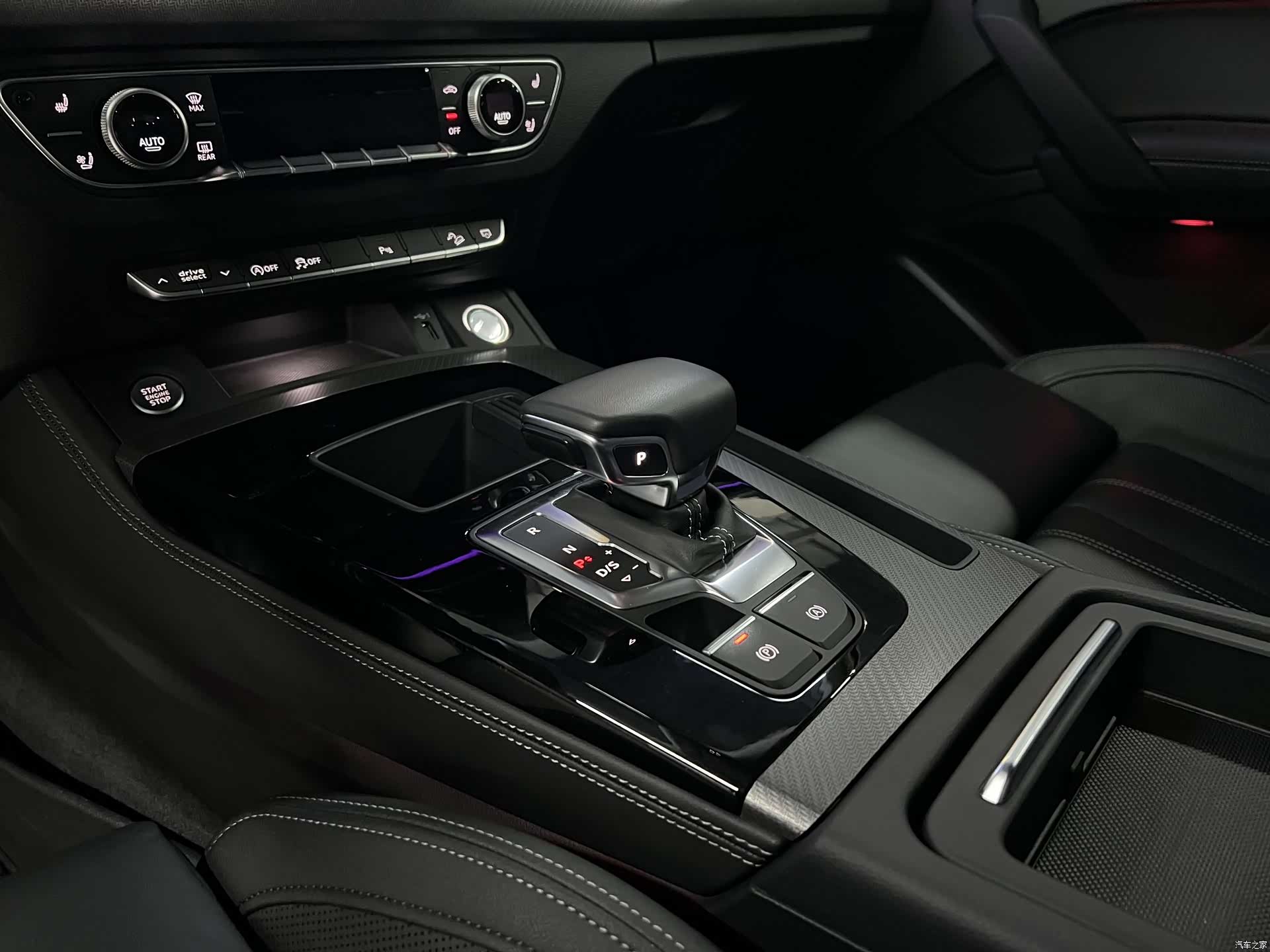 Audi Q5L, 2022 9