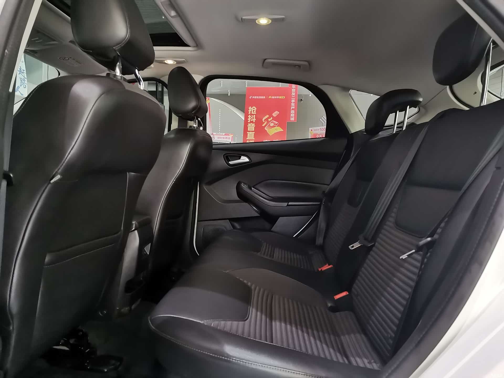 Ford Focus, 2018 23