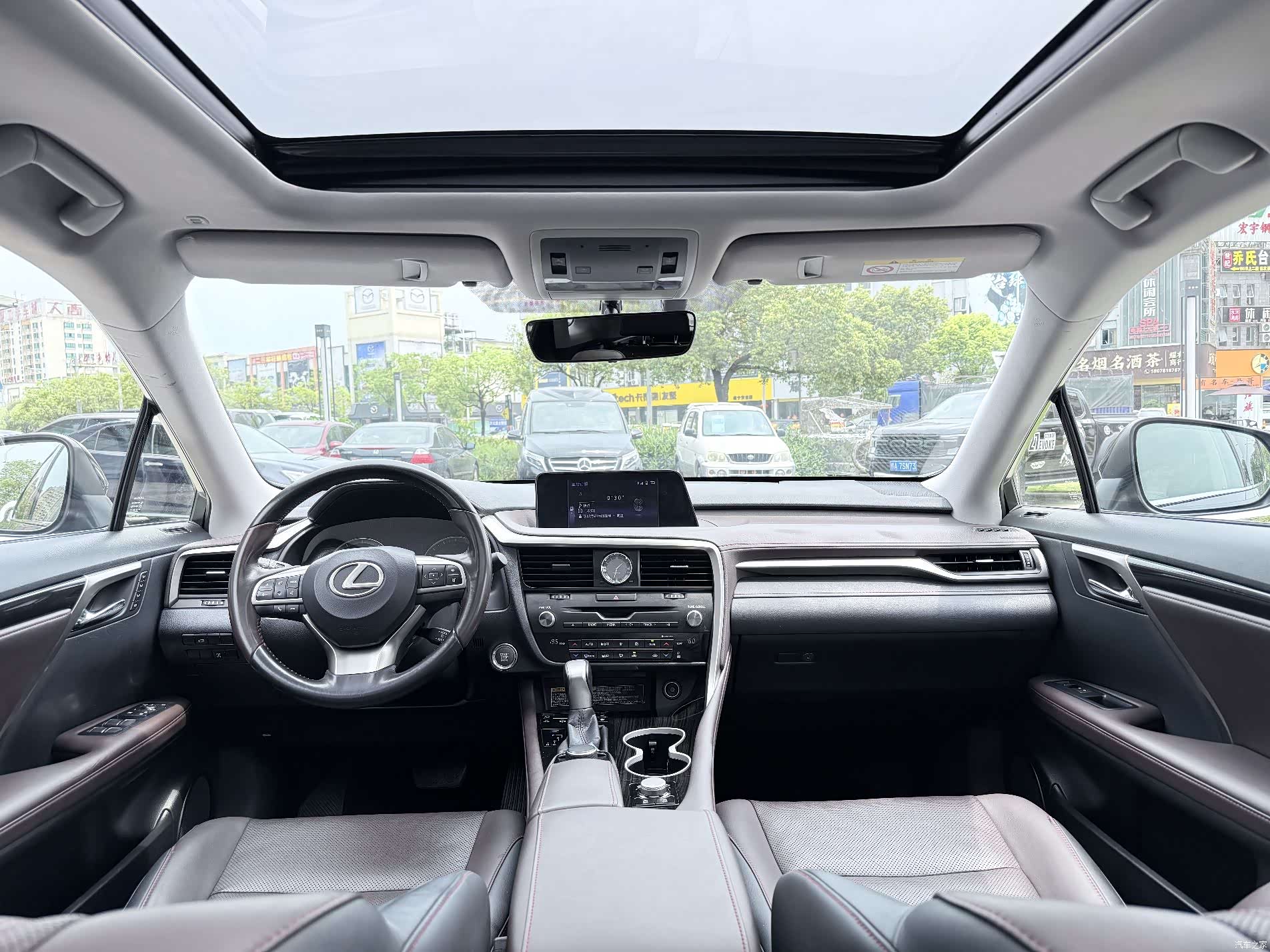 Lexus RX, 2018 9