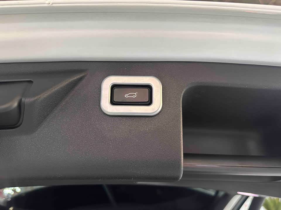 Land Rover Discover sports