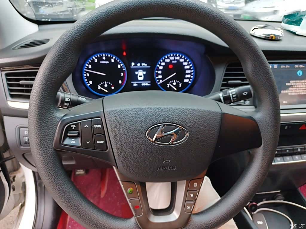 Hyundai GLS, 2017 11