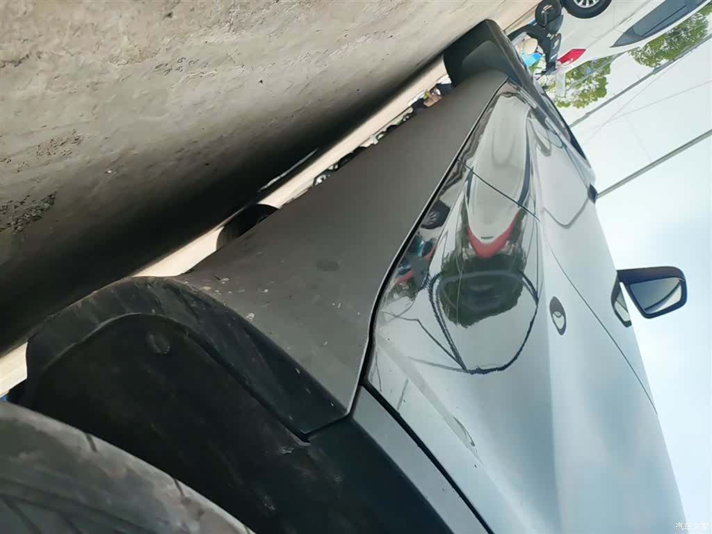 Tesla Model Y, 2024 21