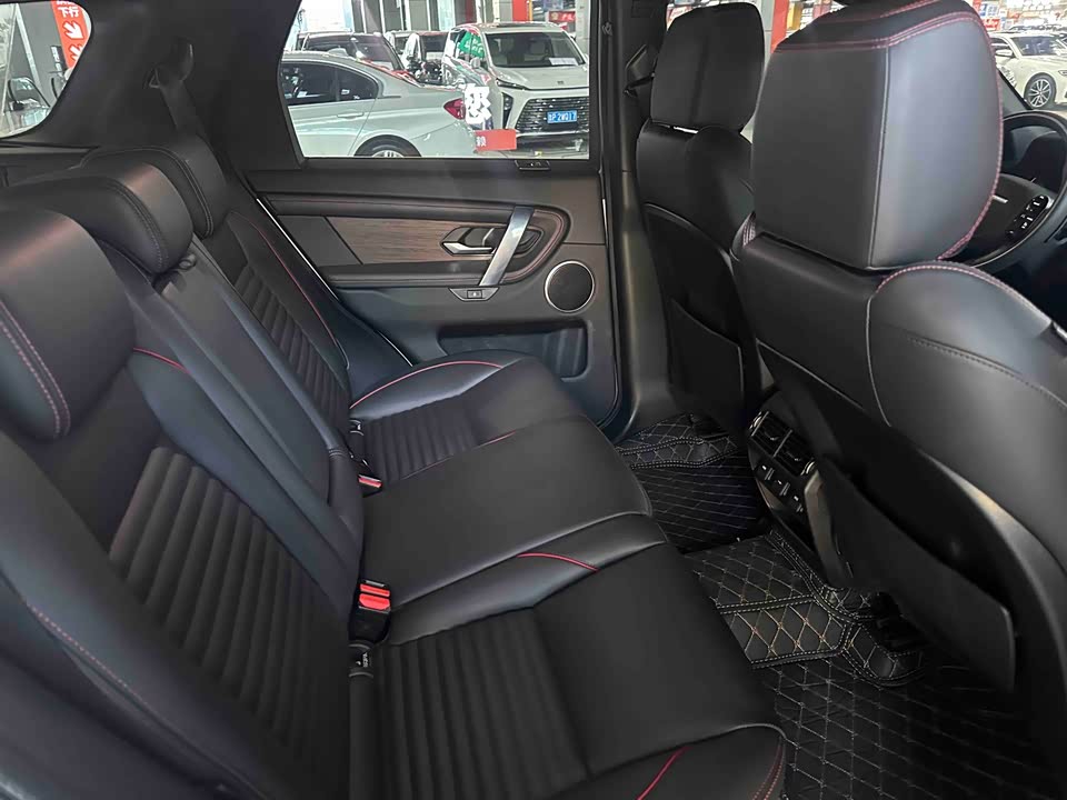 Land Rover Discover sports