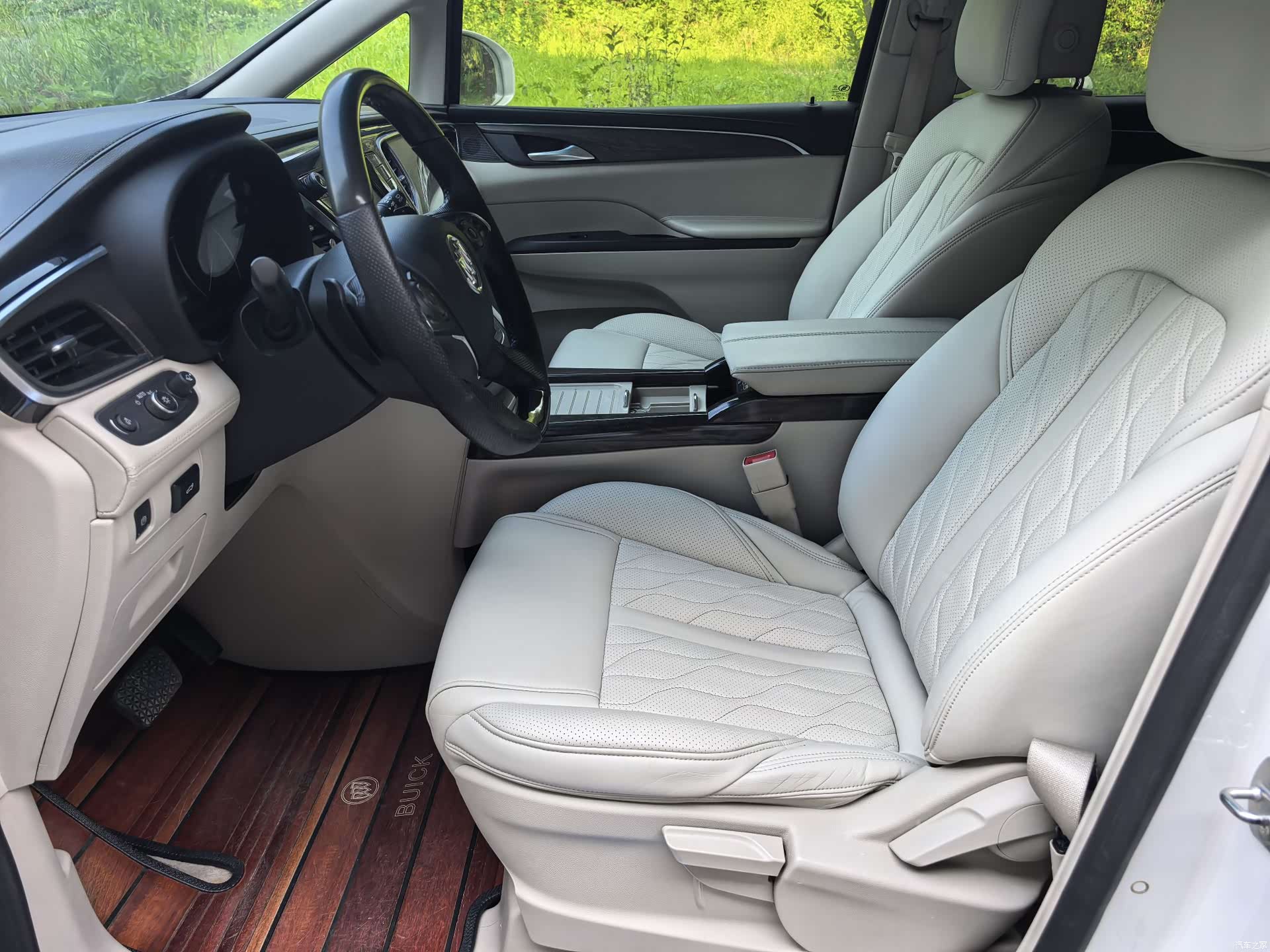 Buick GL8, 2020 7