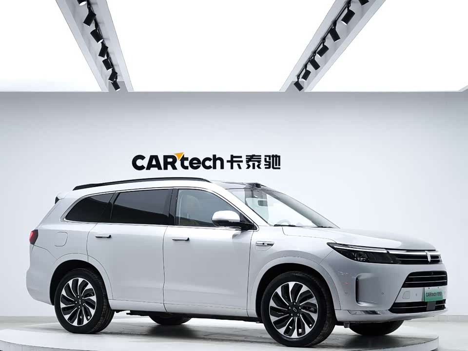 AITO Ask the world M7