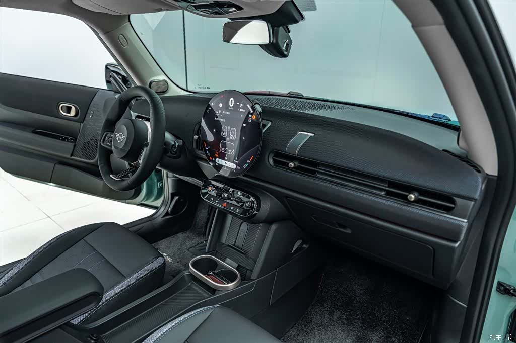 Mini Cooper, 2026 18