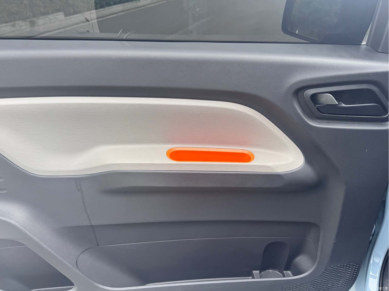 Wuling MINIEV, 2021 8