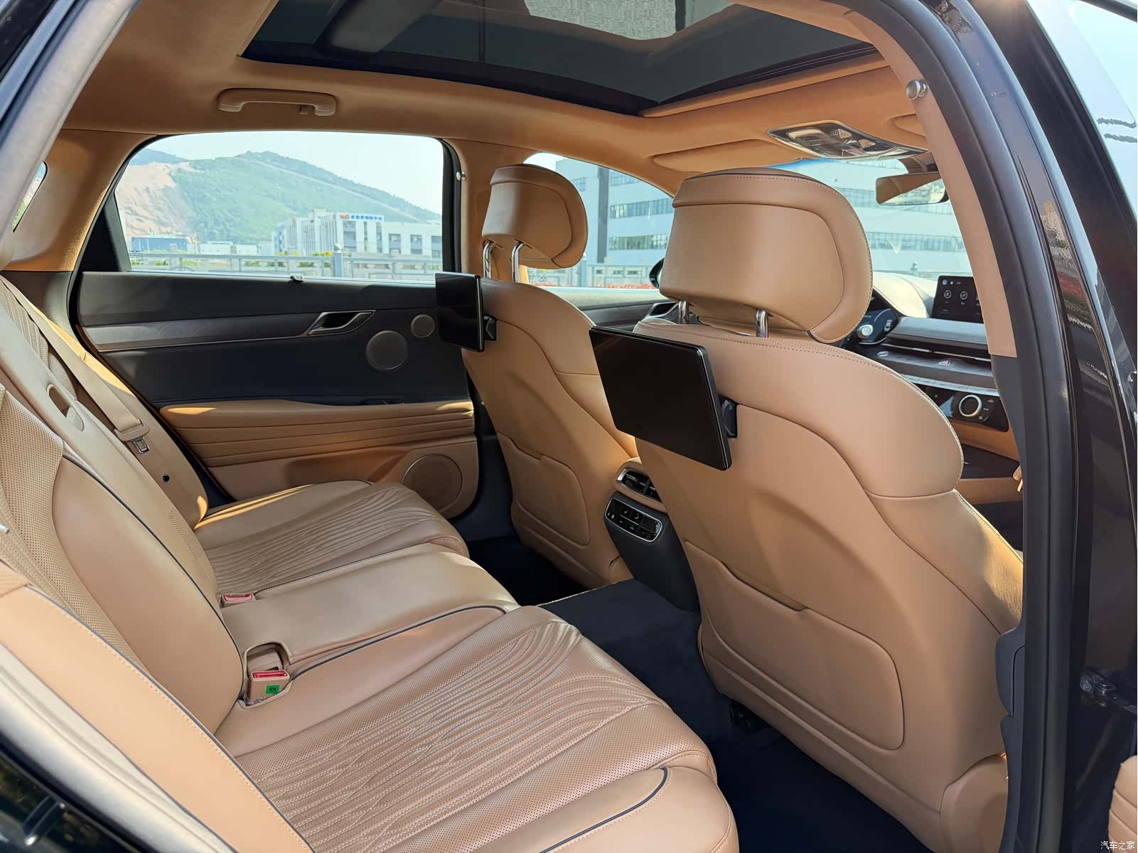 Genesis G80, 2023 23