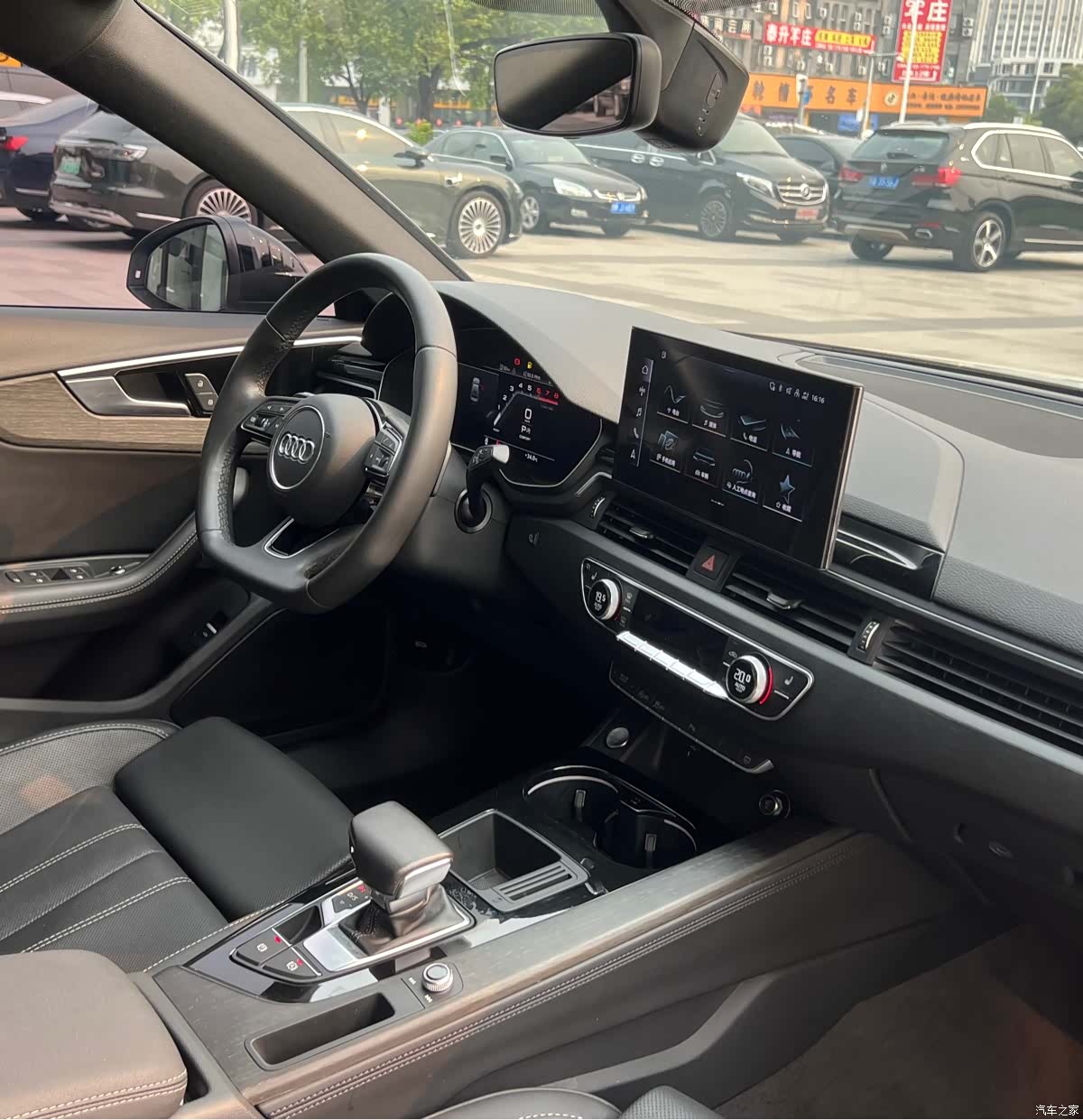 Audi A4L, 2023 13