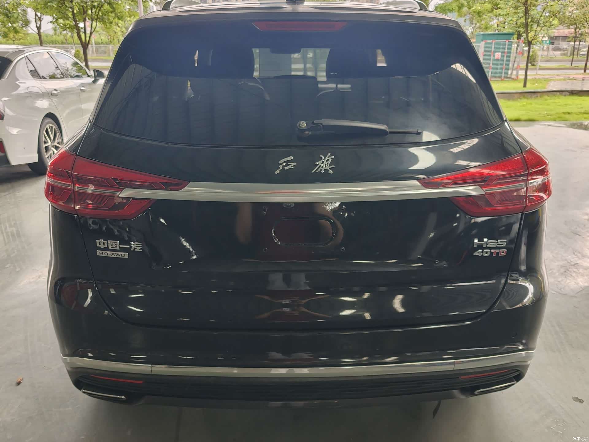 Hongqi HS5, 2019 11