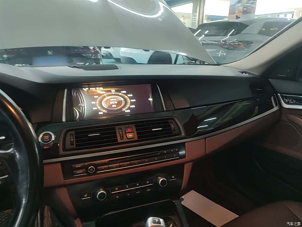 BMW 5 Series, 2016 10
