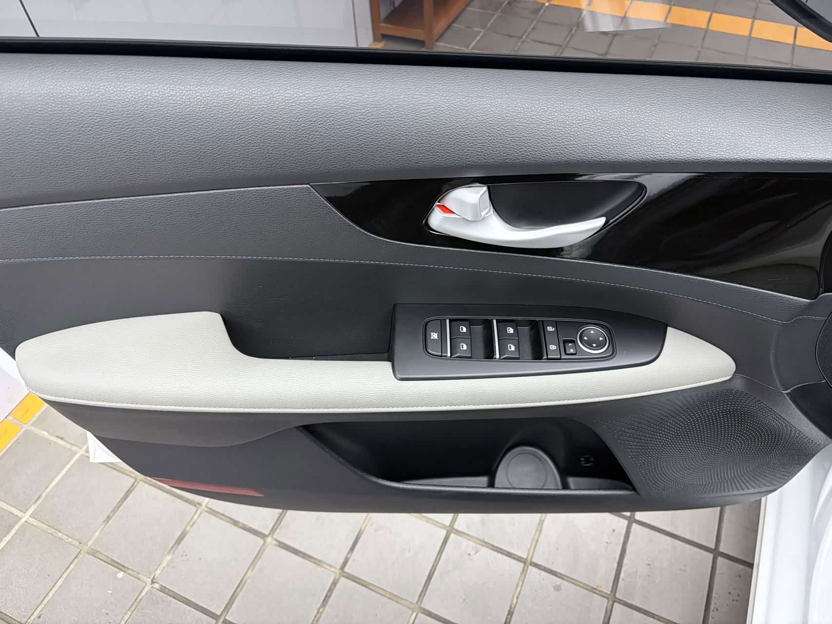 Kia K3, 2023 15