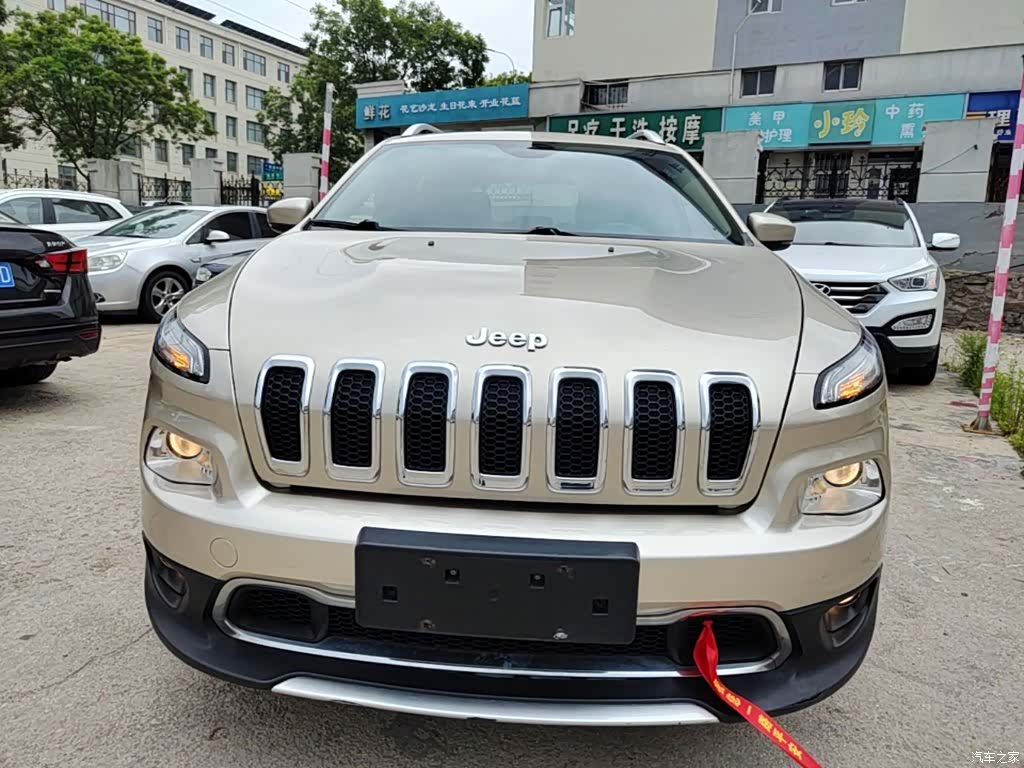 Jeep Cherokee, 2018 3