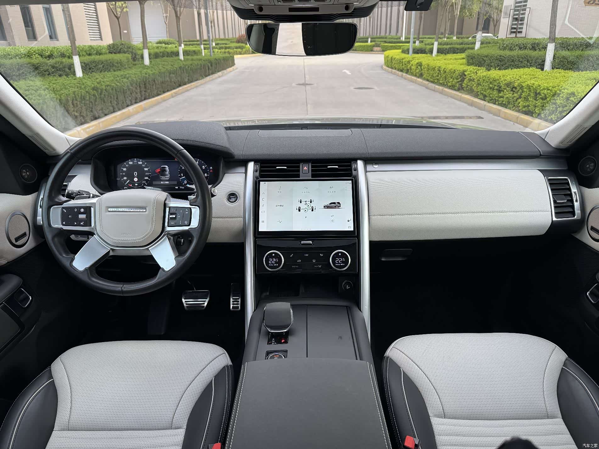 Land Rover Discovery, 2024 11