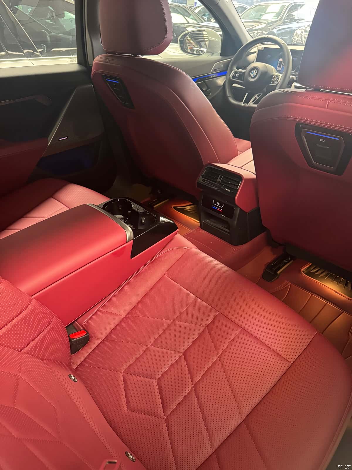 BMW 5 Series, 2025 все фото