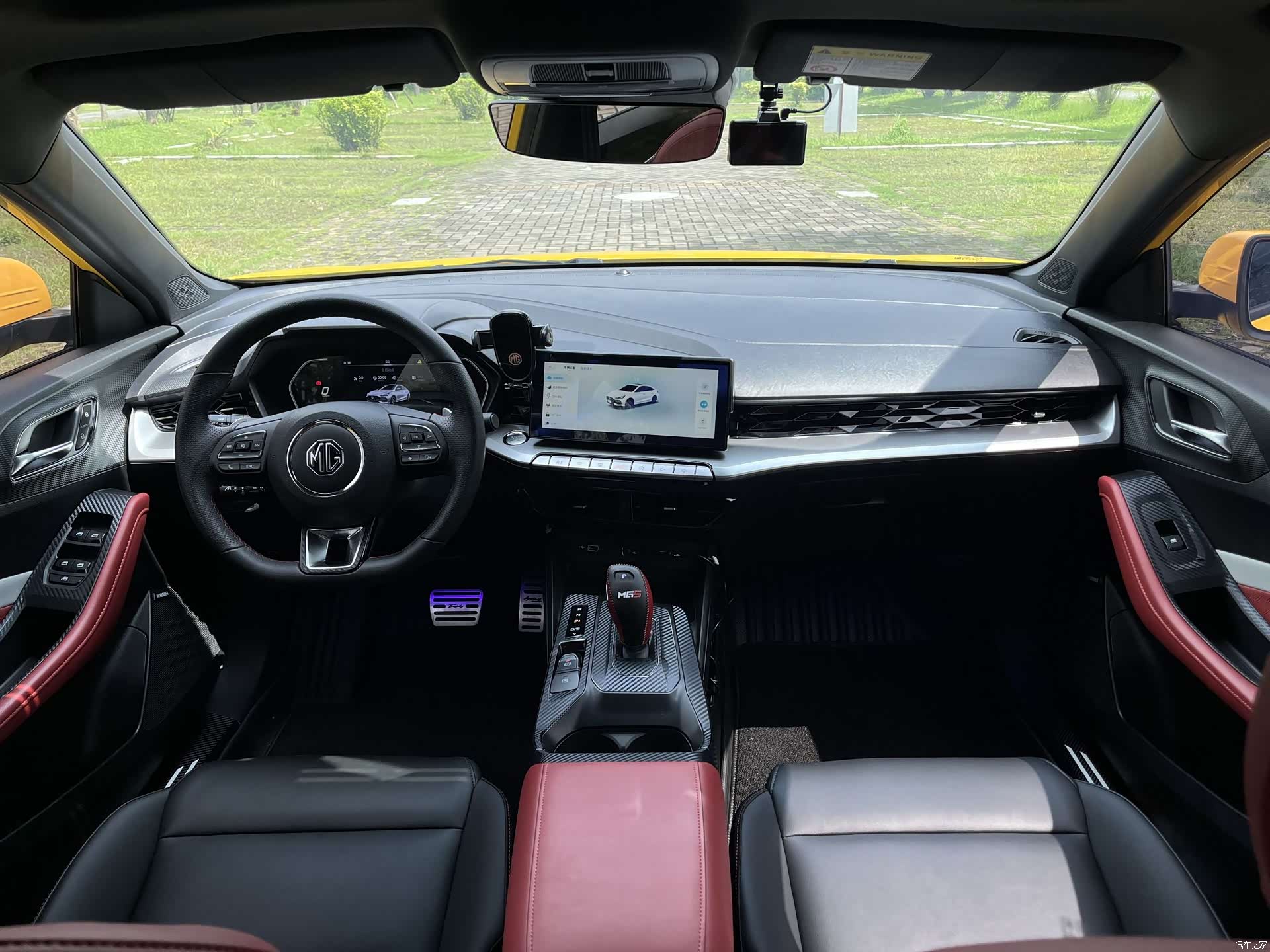 MG MG5, 2021 14