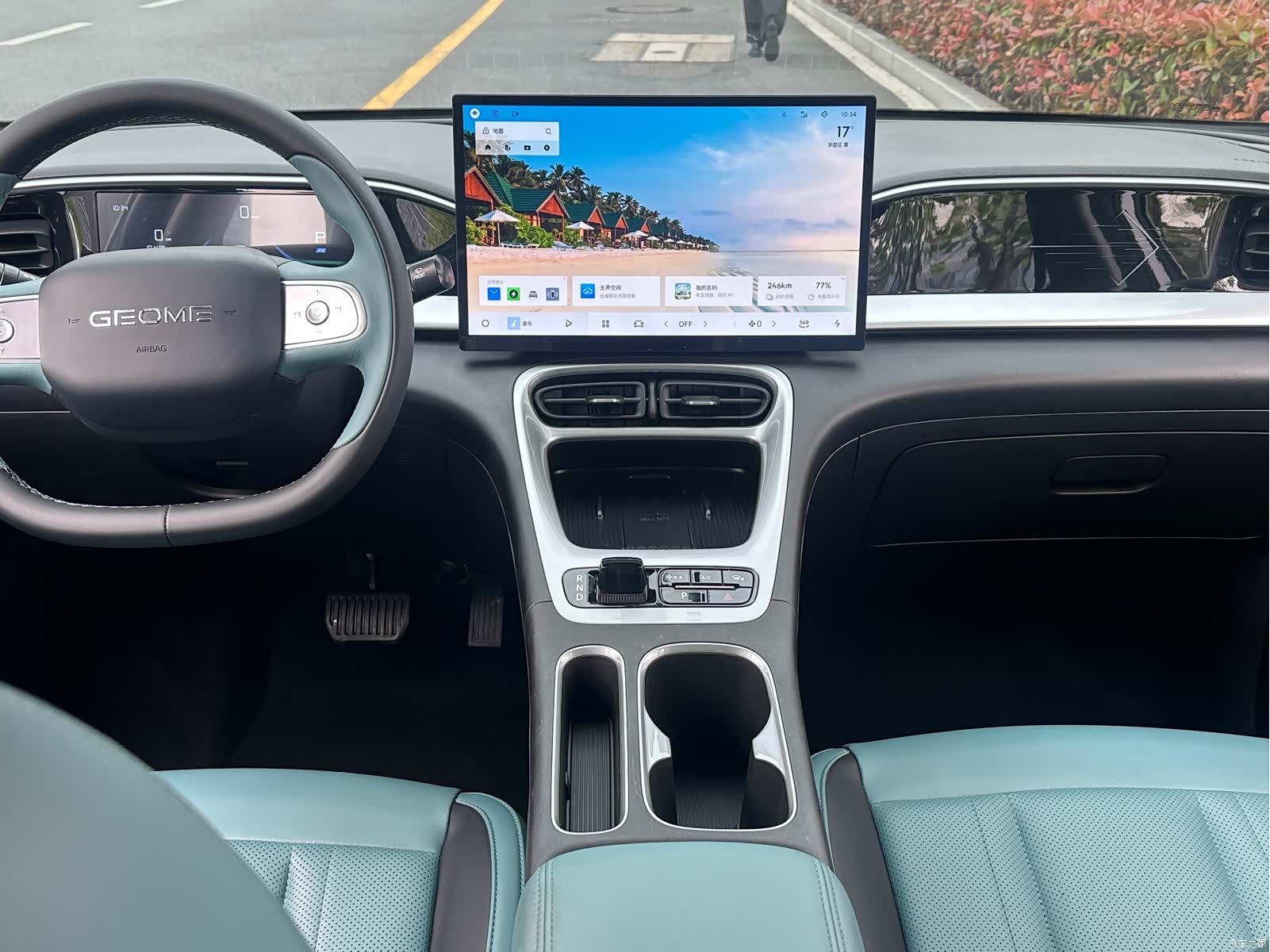 Geely Xingyuan, 2025 17