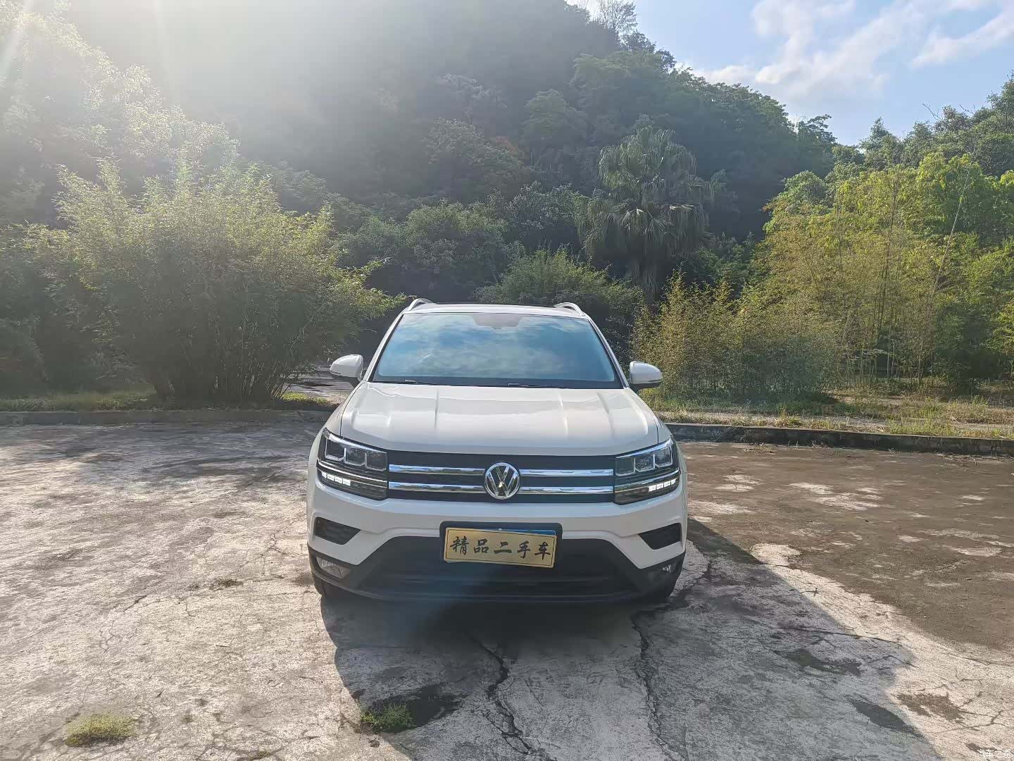 Volkswagen Tharu