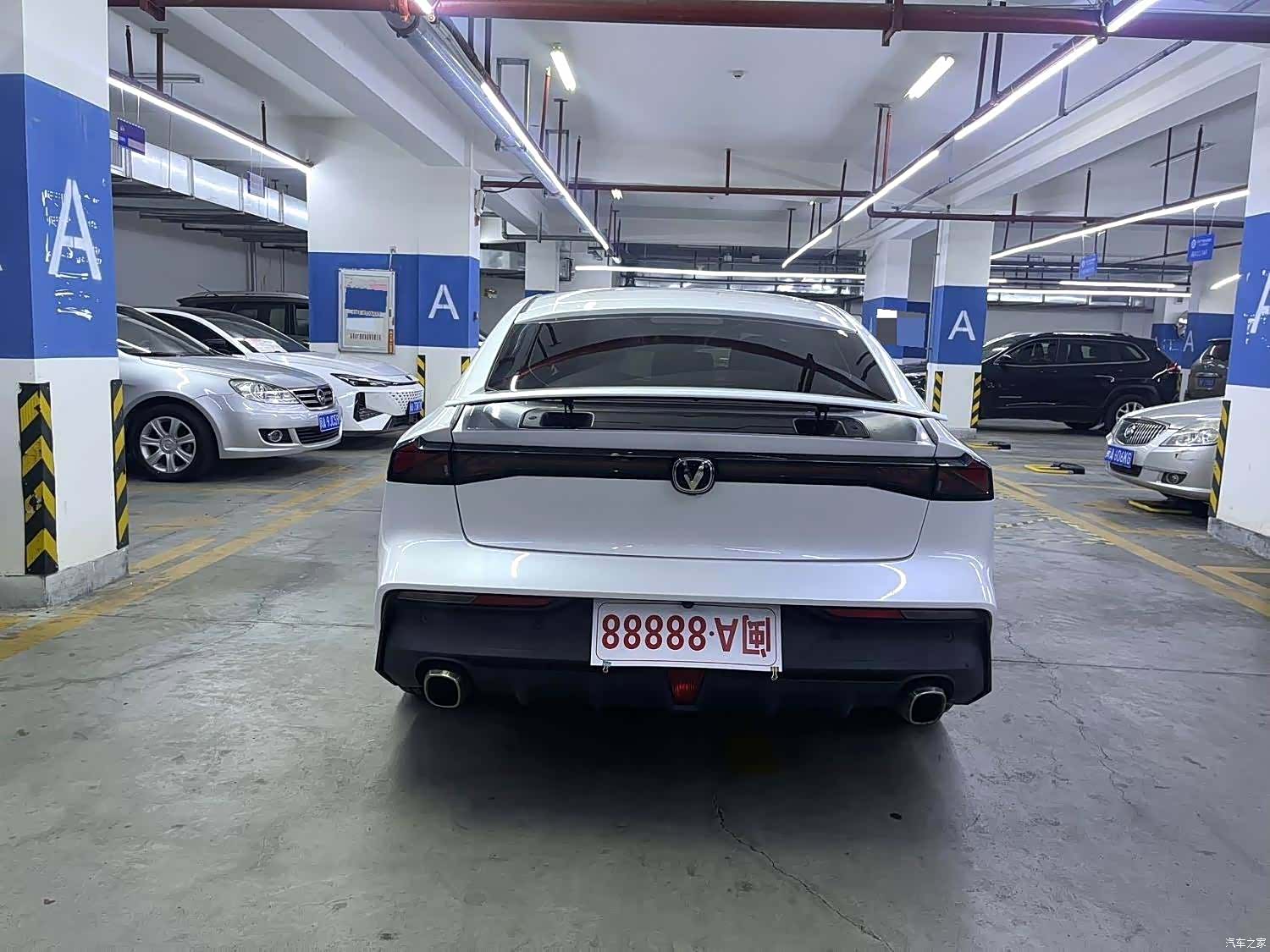 Changan UNI-V, 2022 8