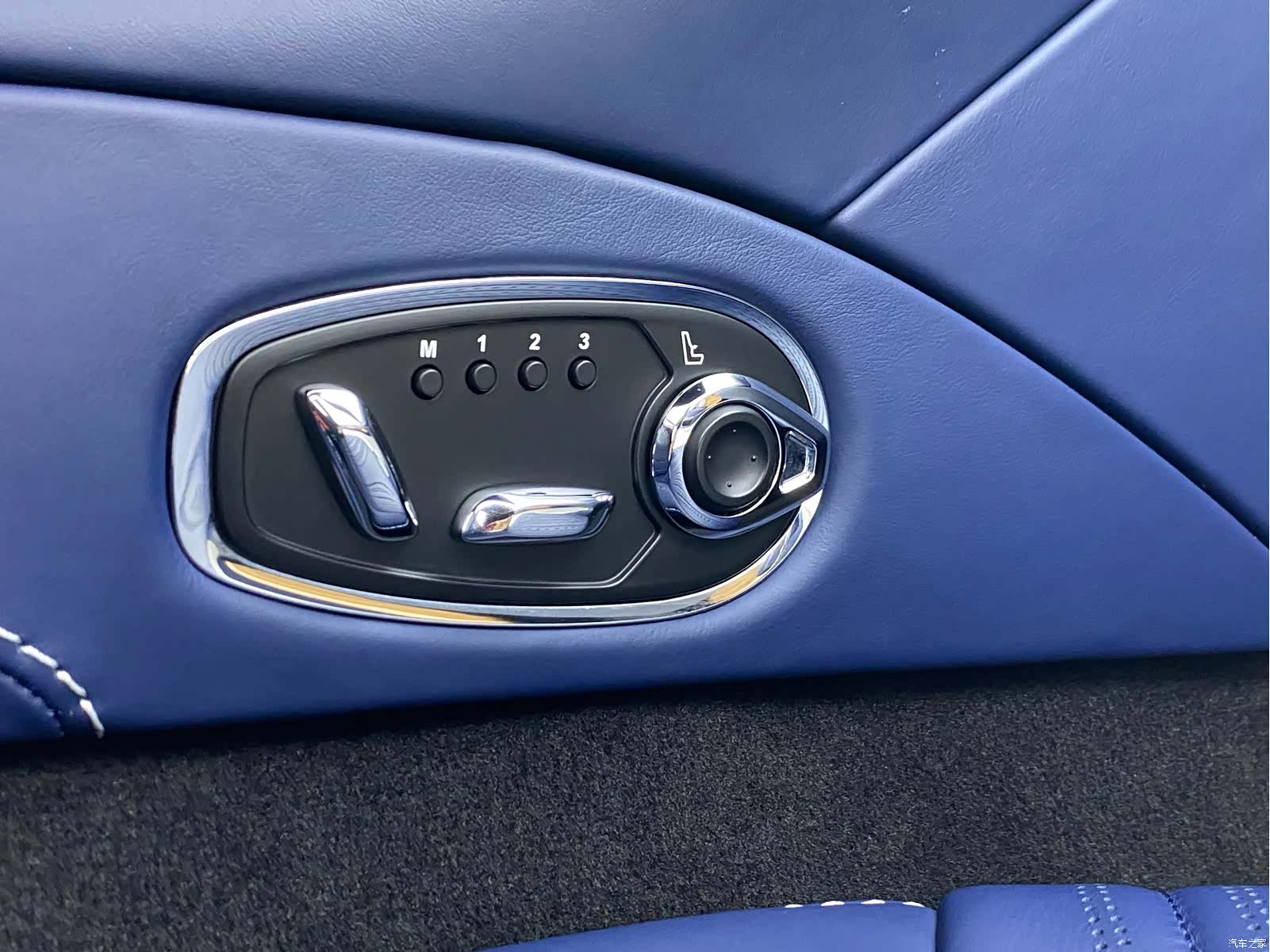 Aston Martin DB11, 2018 21