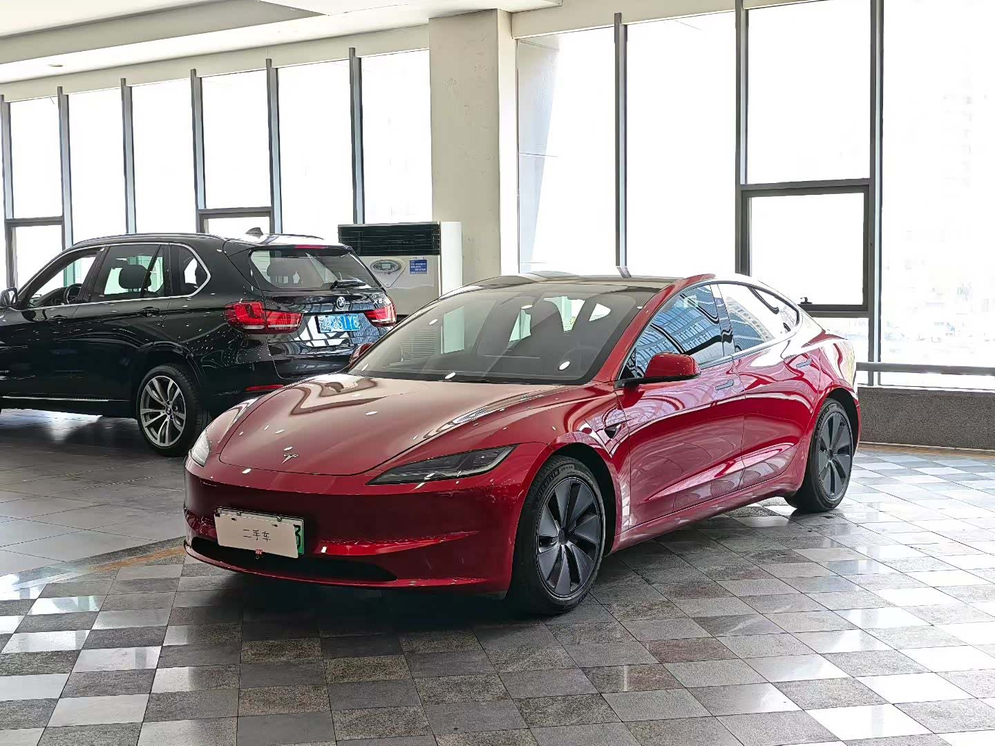 Tesla Model 3, 2024 1