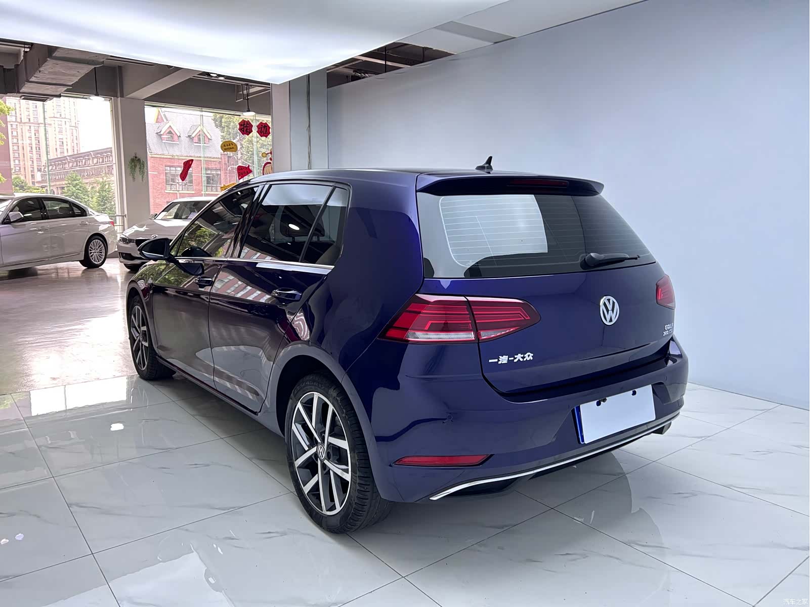 Volkswagen Golf, 2020 все фото