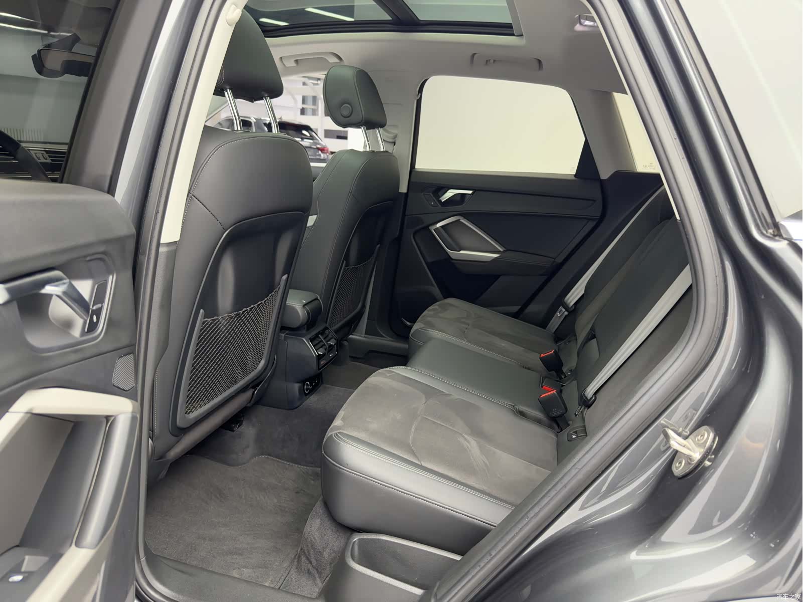 Audi Q3, 2023 12
