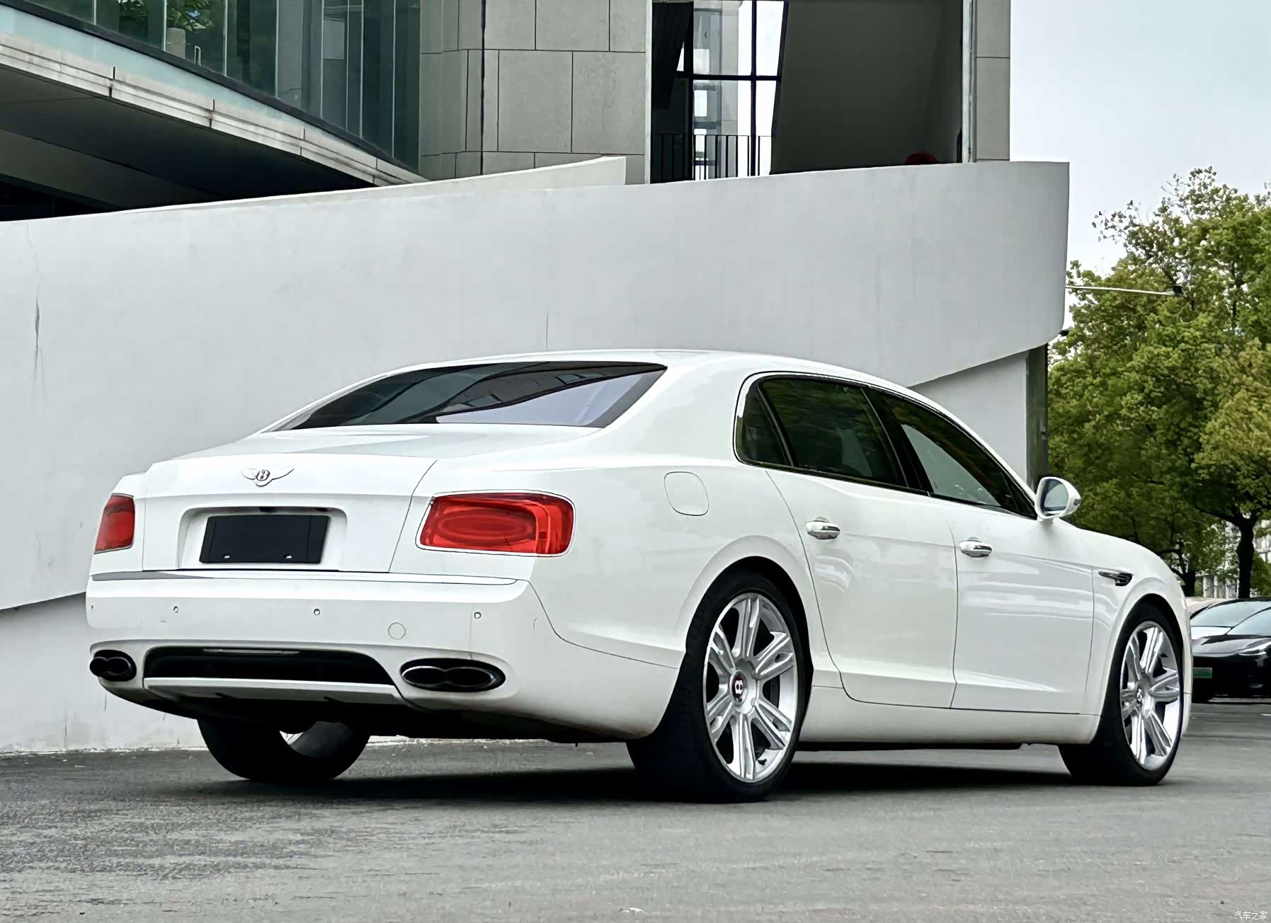 Bentley Flying Spur, 2014 8