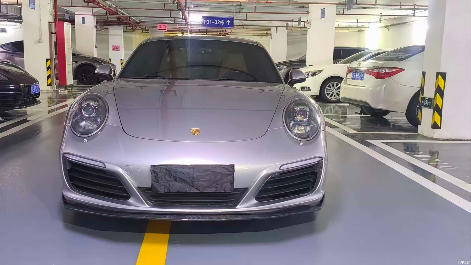 Porsche 911, 2017 1
