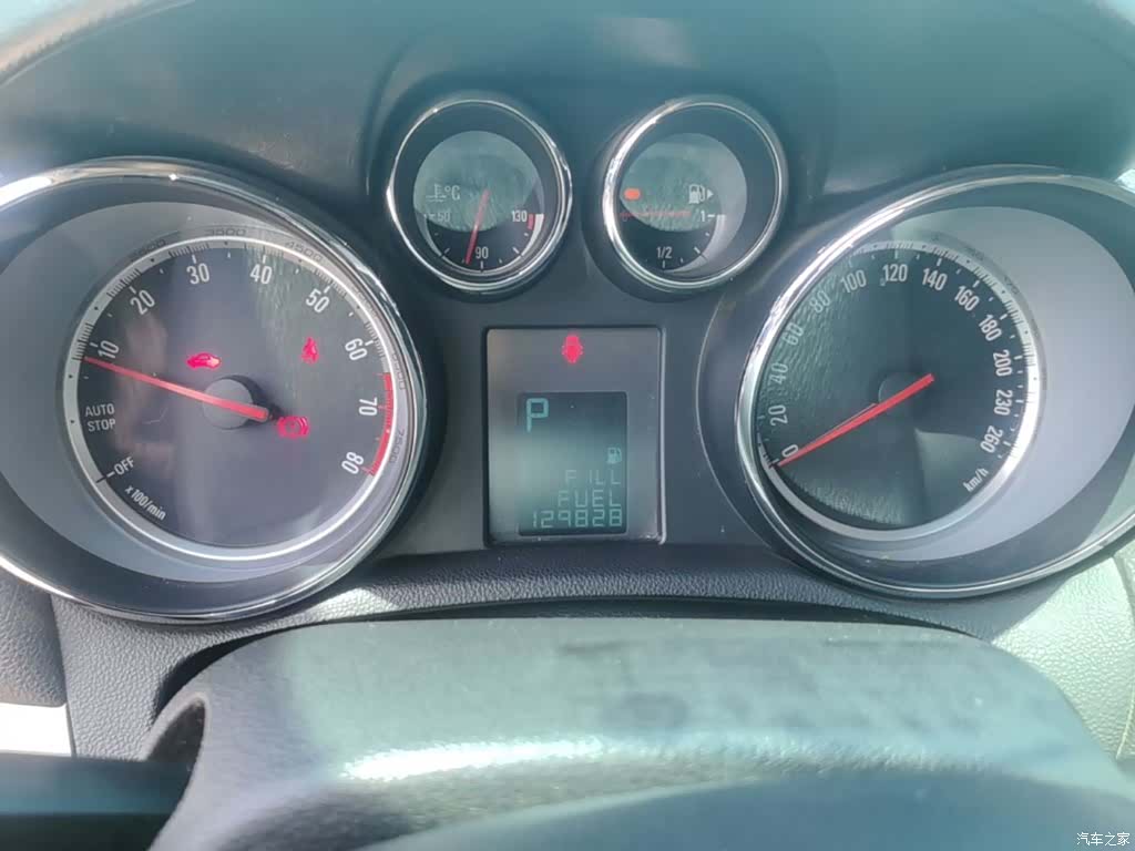Buick Encore, 2015 8