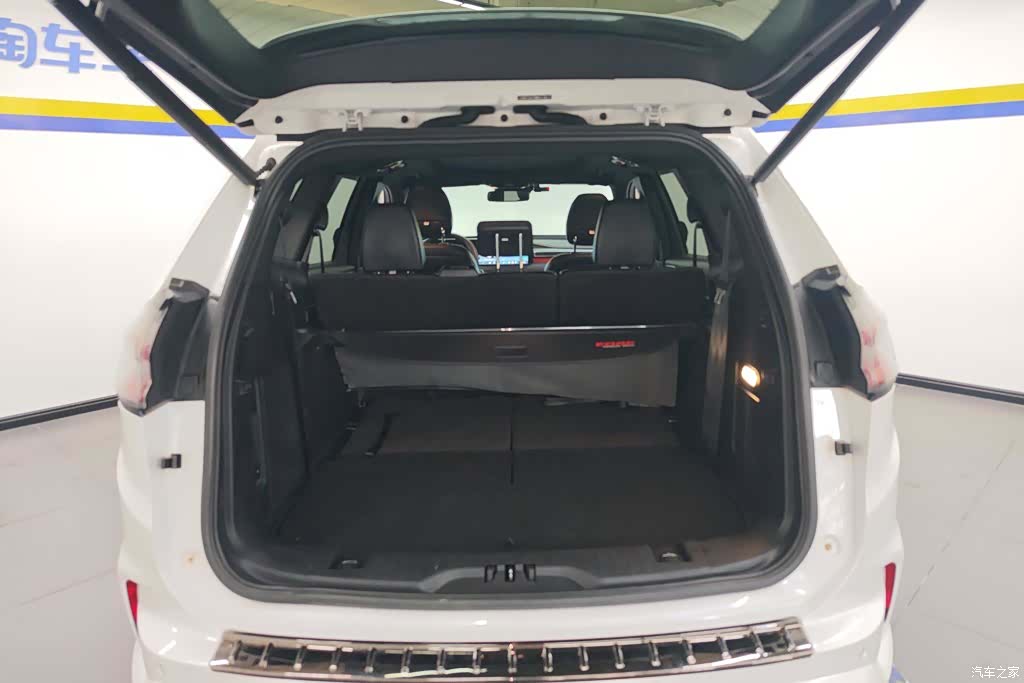 Ford Edge, 2021 4