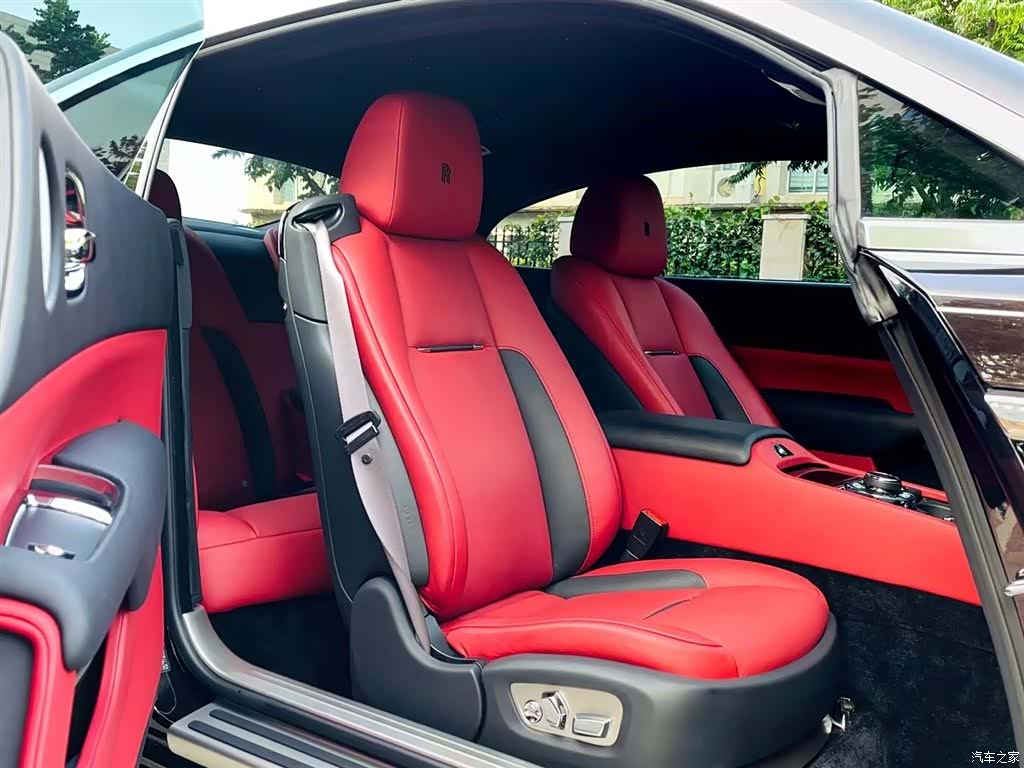 Rolls-Royce Wraith, 2020 10