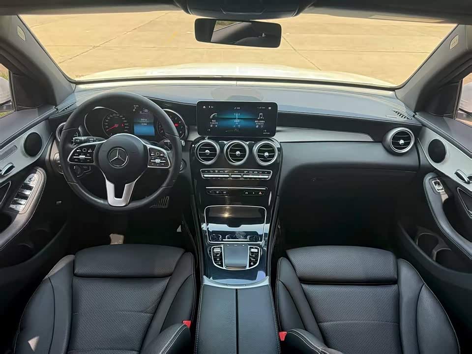 Mercedes-Benz GLC Mercedes-Benz GLC