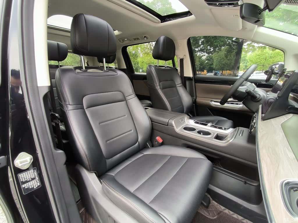 Trumpchi E8, 2024 20