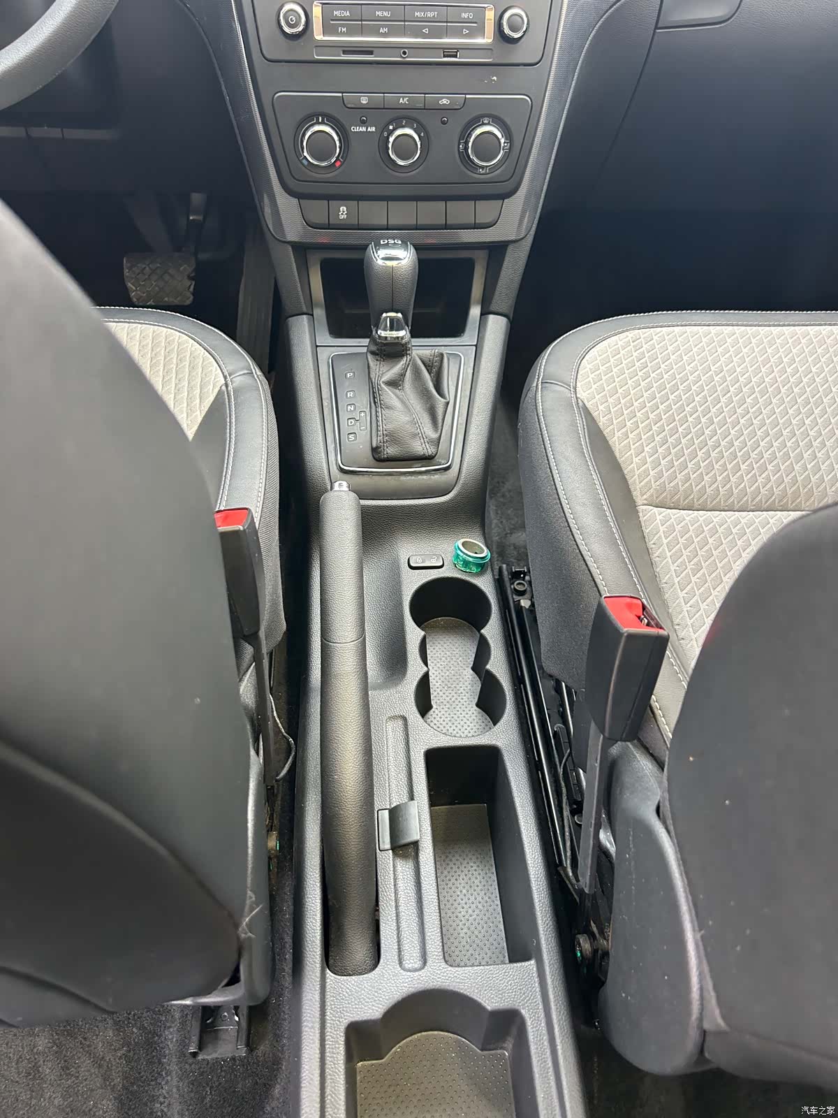 Skoda Yeti, 2018 18