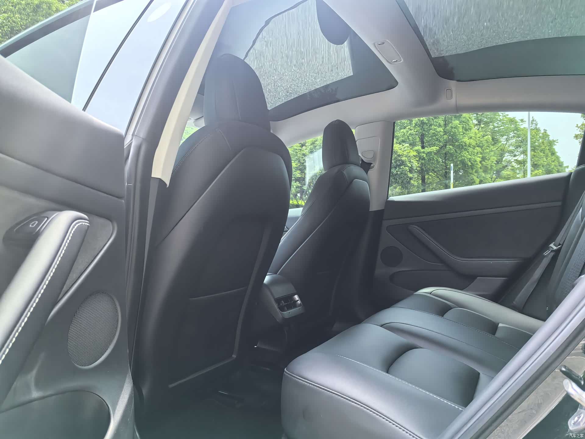 Tesla Model 3, 2022 7