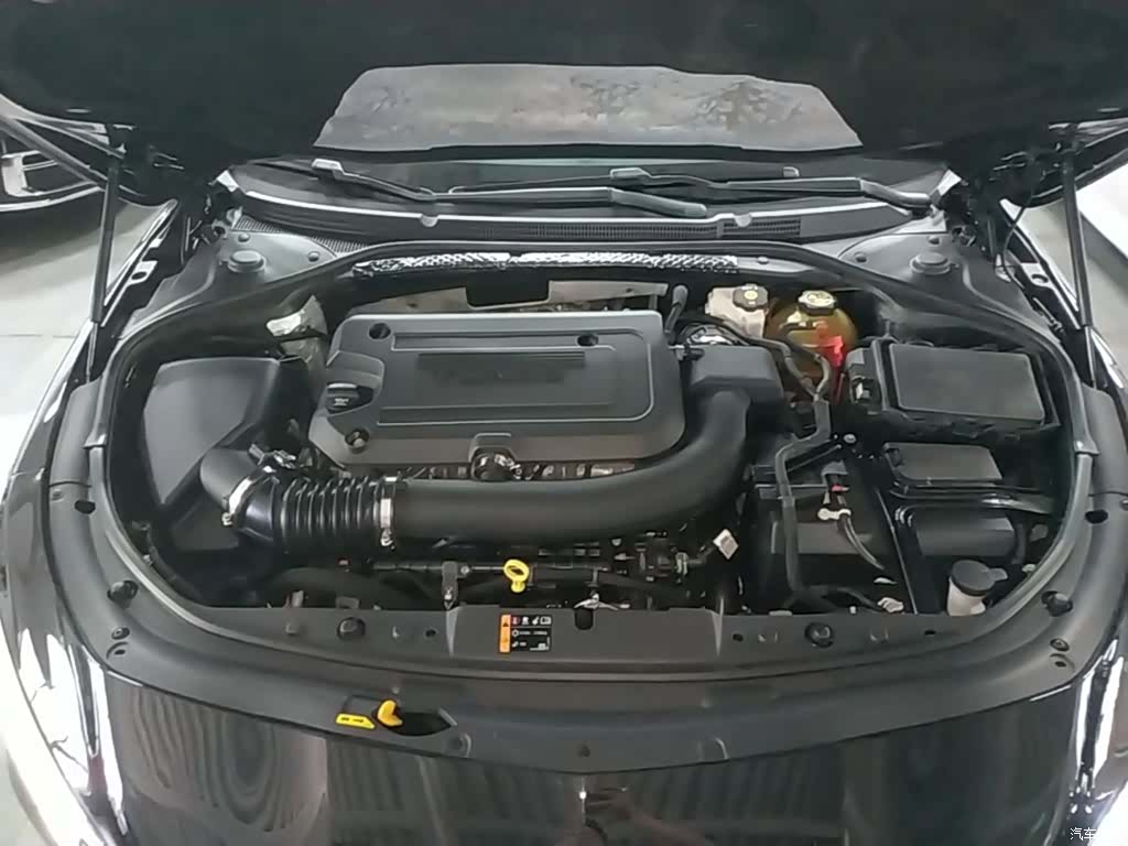 Buick LaCrosse, 2019 20