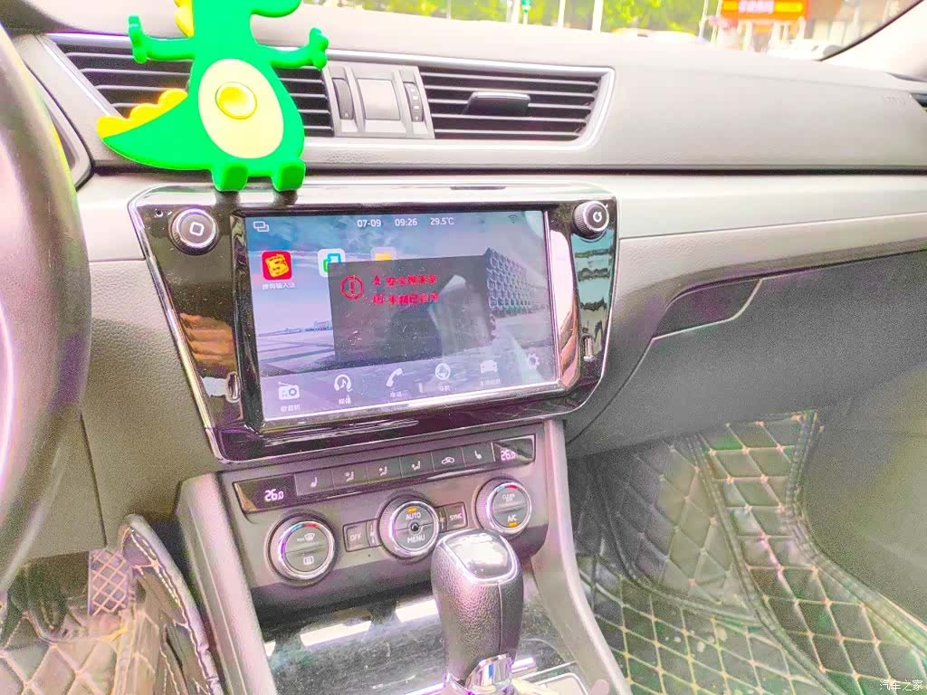 Skoda Superb, 2019 10
