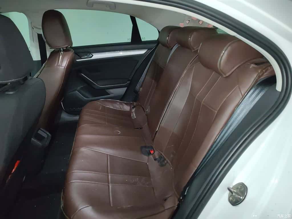 Volkswagen Lamando, 2020 15