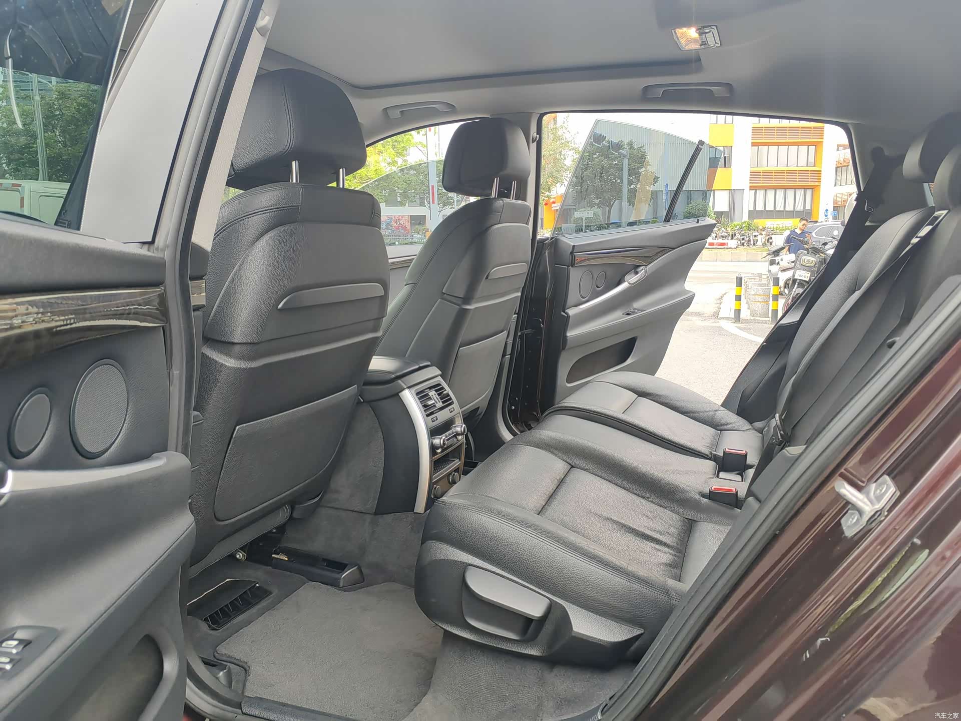 BMW 5 Series, 2017 6