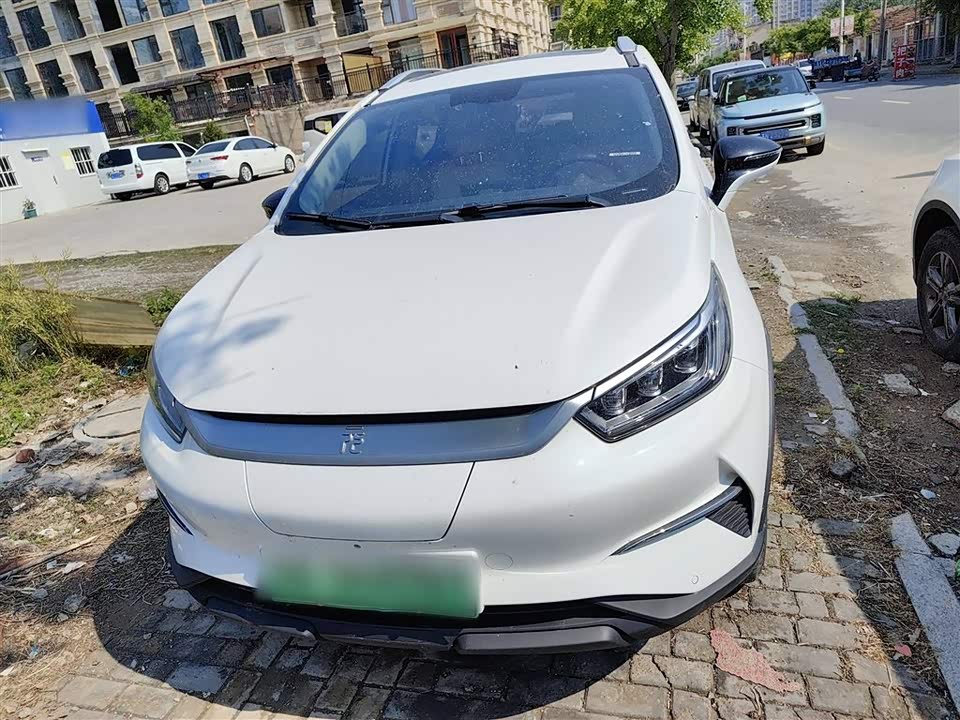 BYD Yuan Pro BYD Yuan Pro