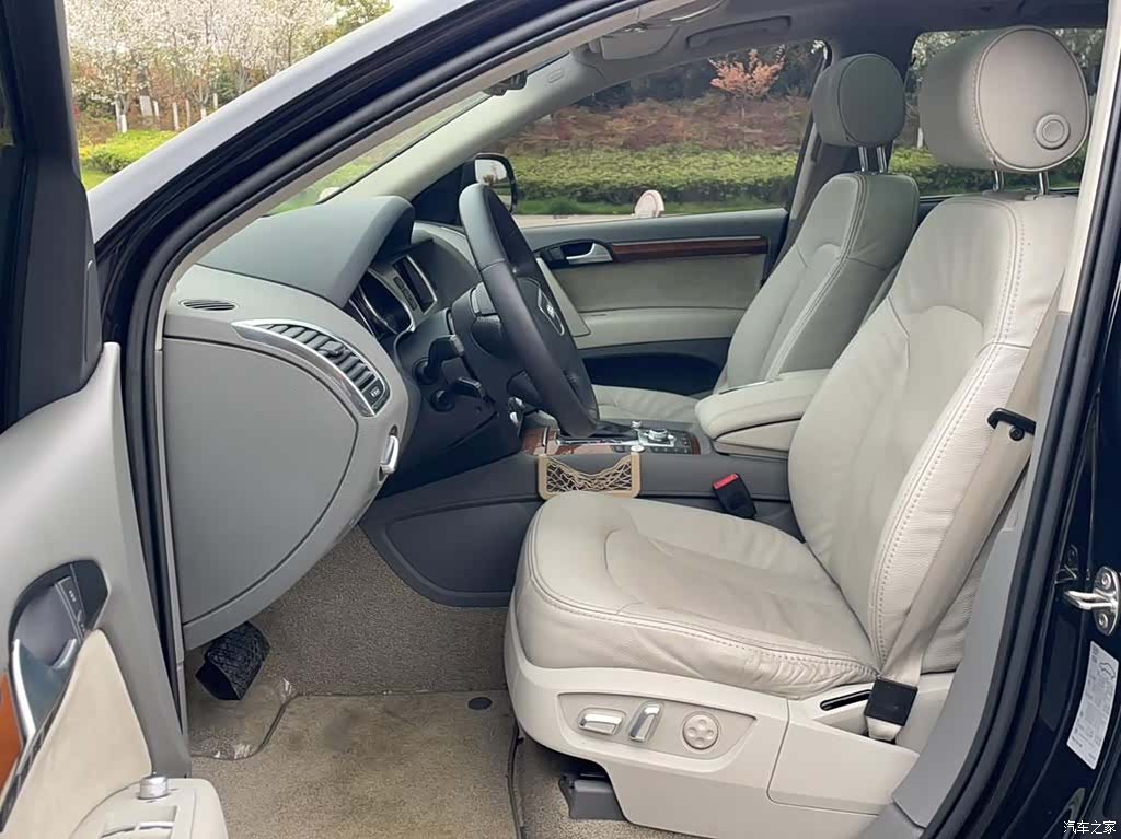 Audi Q7, 2015 7