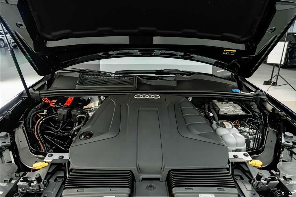 Audi Q7, 2024 25