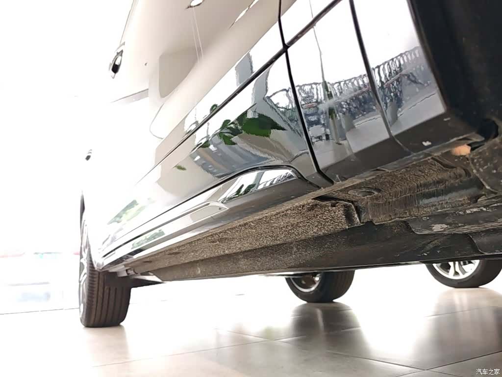 Audi Q5L, 2024 21