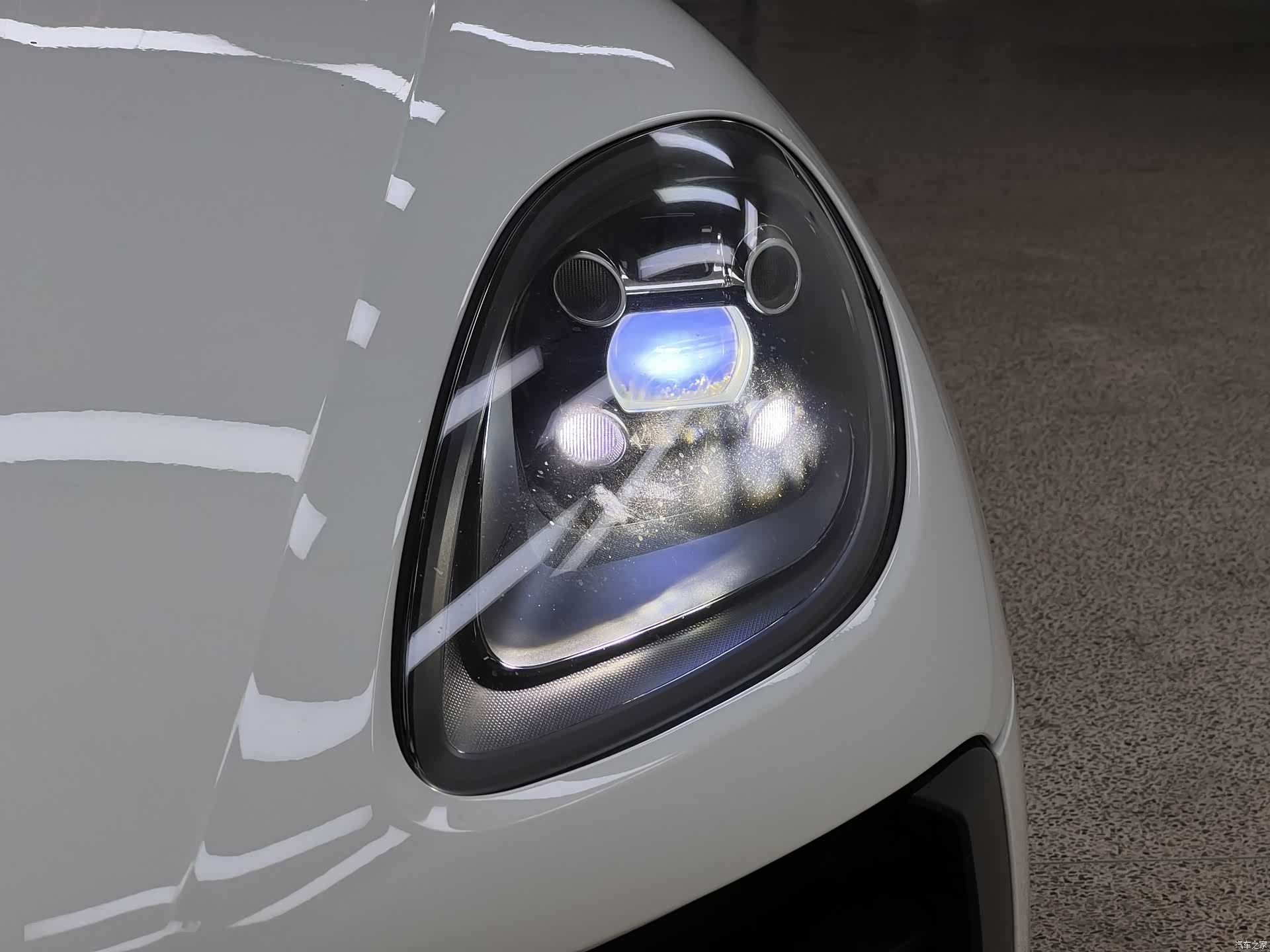 Porsche Macan, 2020 10