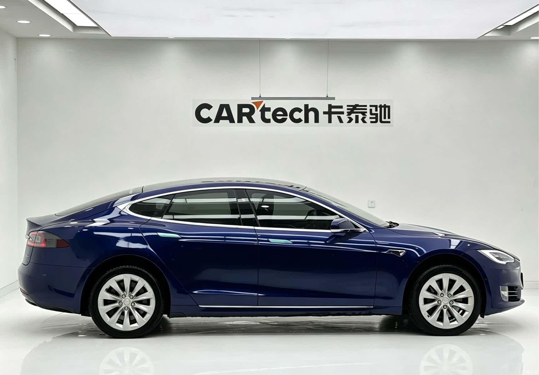 Tesla Model S, 2018 все фото